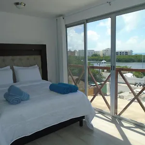 Linda Vista Loft- Ocean View- Shared Pool Isla Mujeres